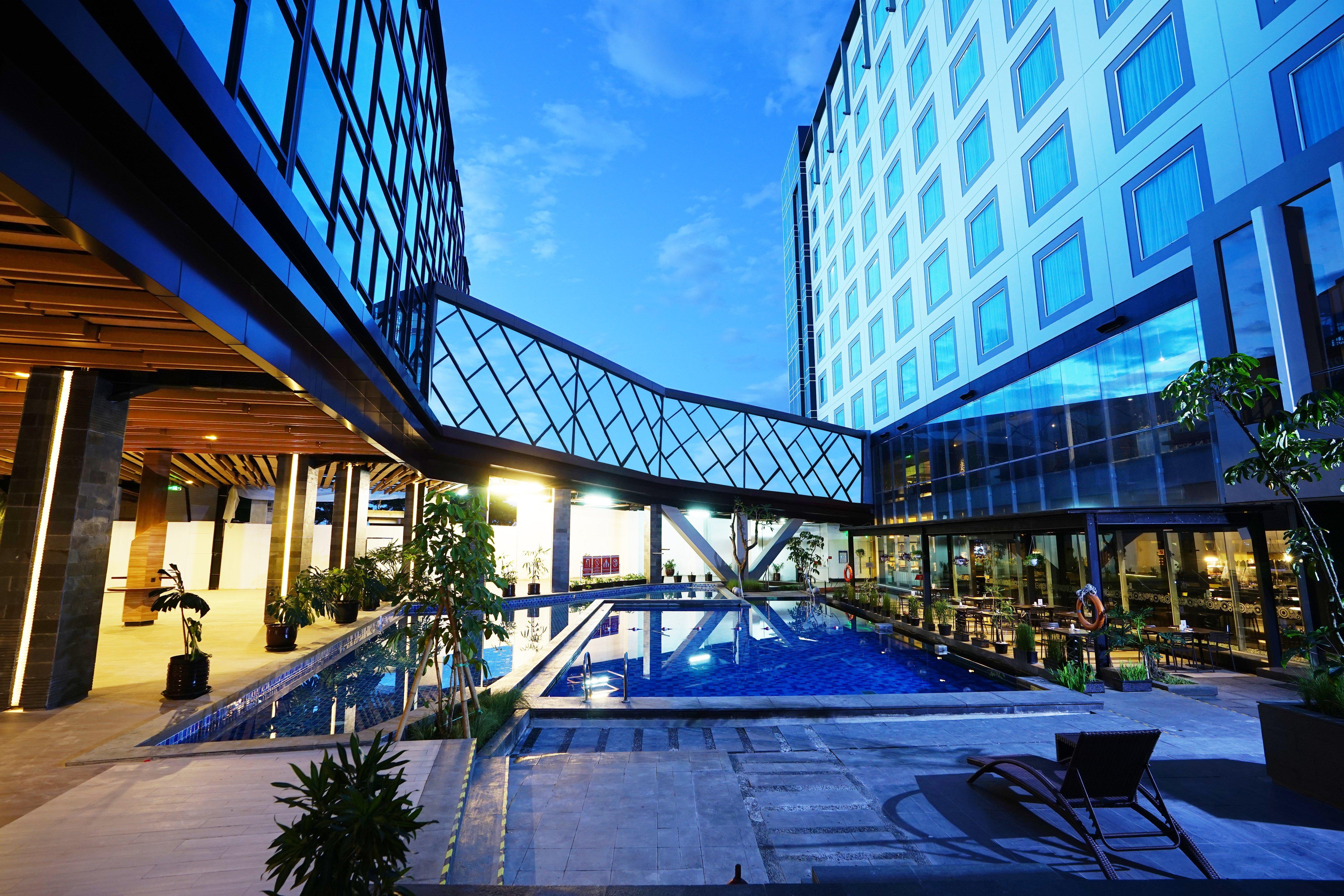 Holiday Inn Bandung Pasteur By Ihg Dış mekan fotoğraf