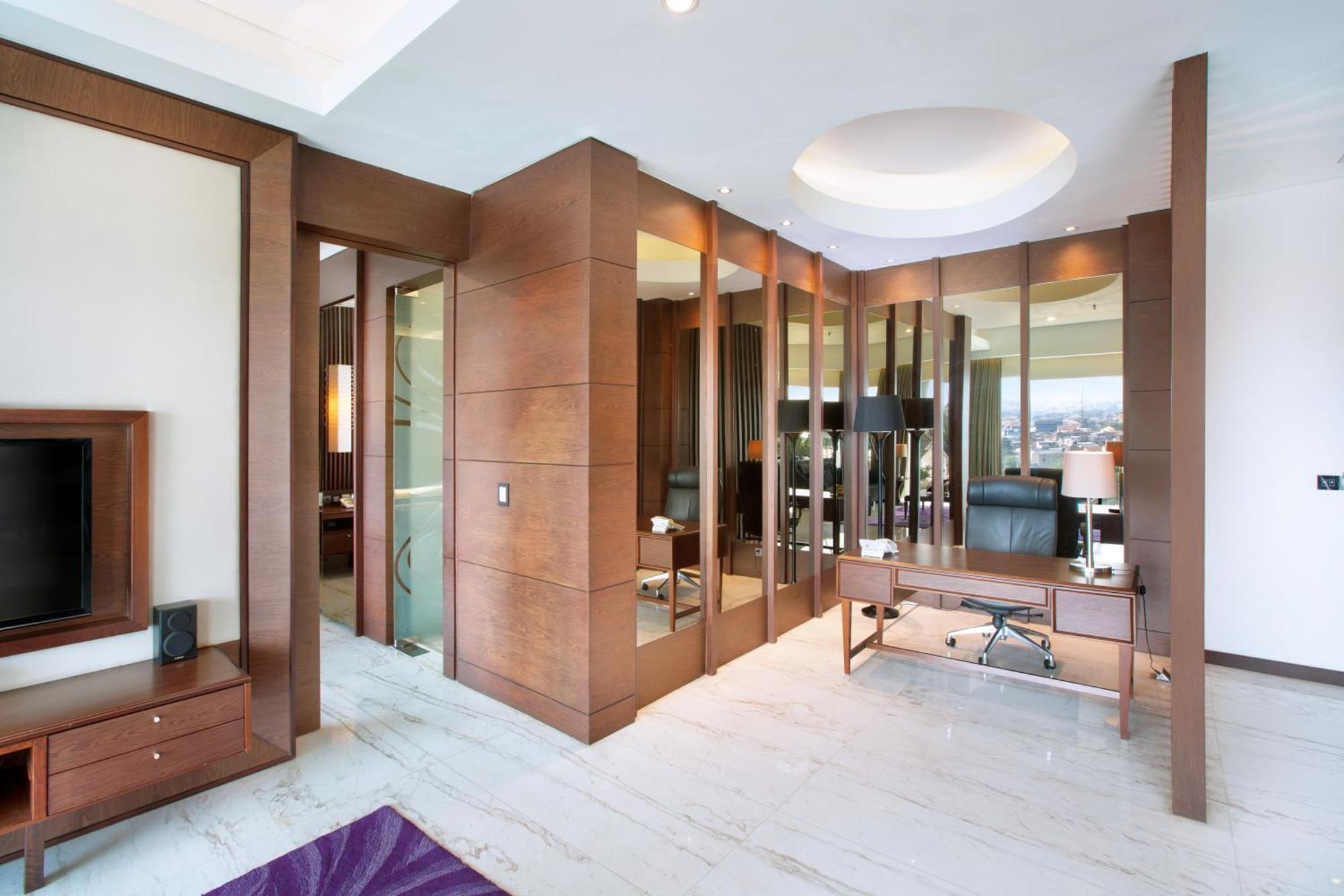 Holiday Inn Bandung Pasteur By Ihg Dış mekan fotoğraf