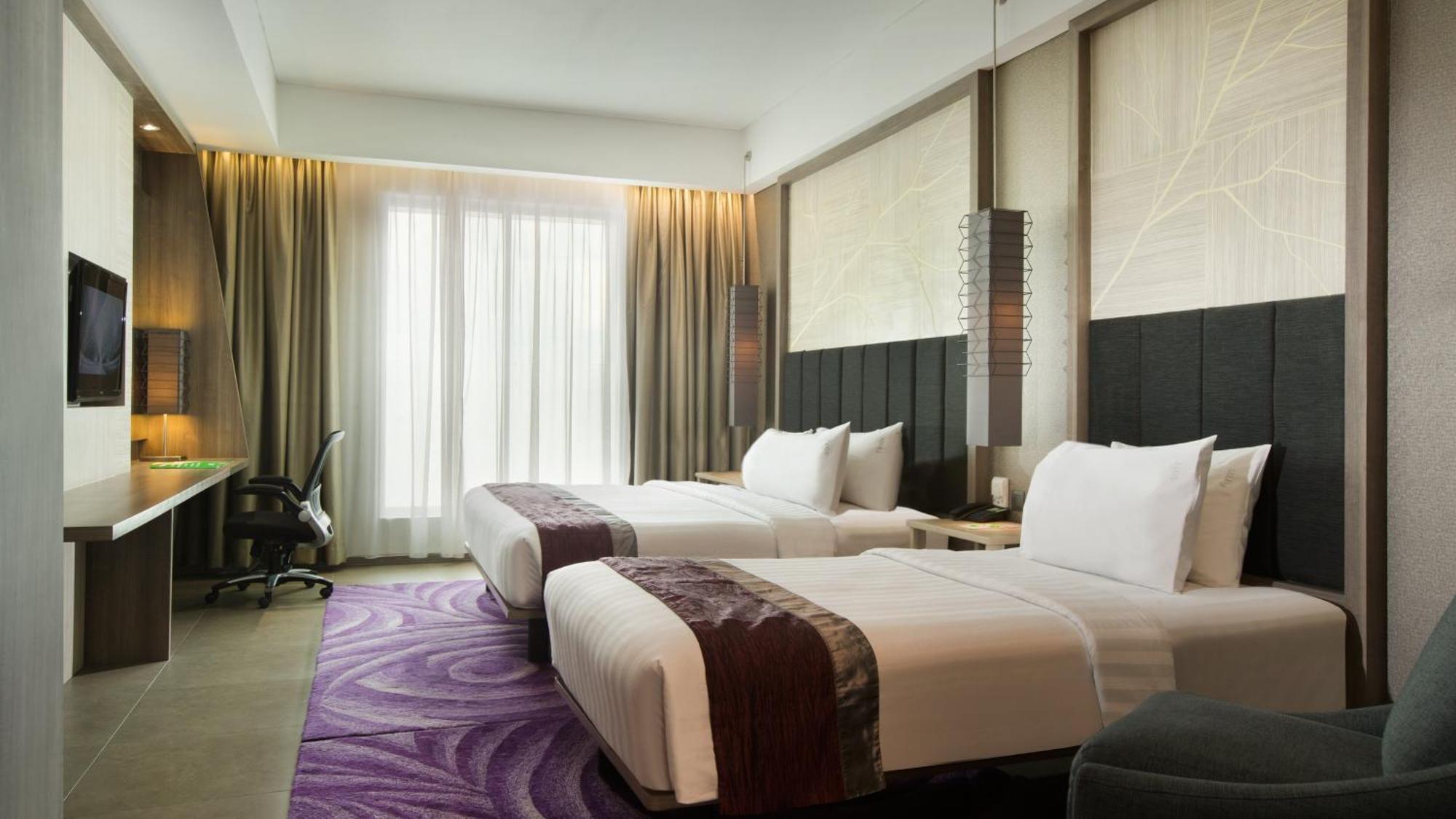 Holiday Inn Bandung Pasteur By Ihg Dış mekan fotoğraf